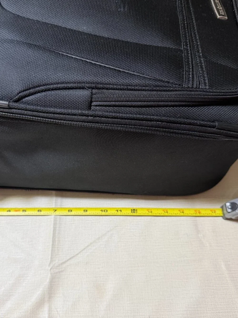 Samsonite Black Rolling Travel Garment Bag with Front Pocket